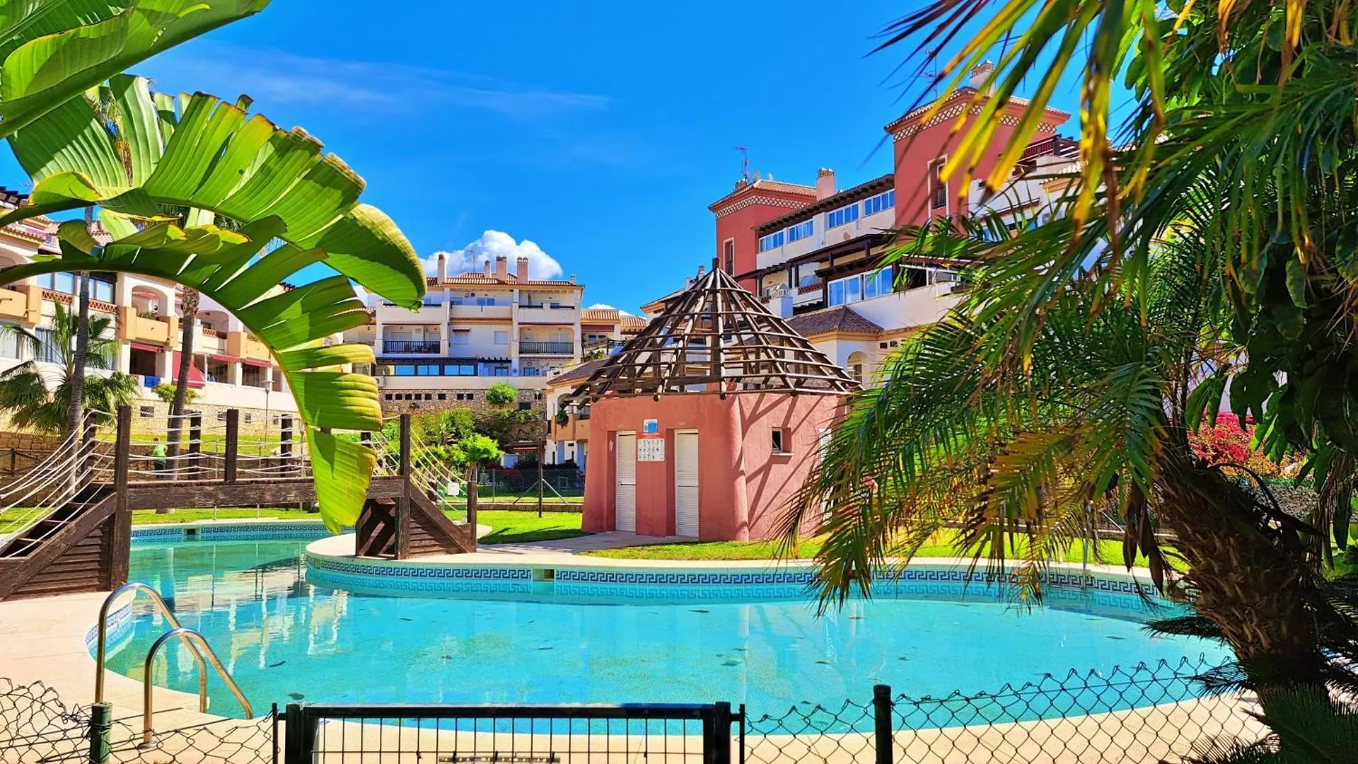 Apartamento Baviera Golf 贝莱斯 公寓